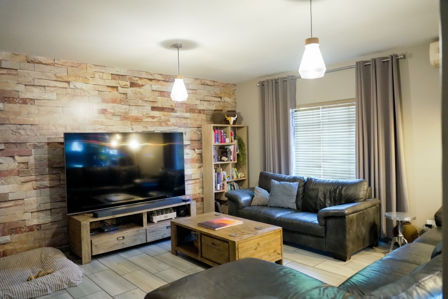 4 Bedroom Property for Sale in Wilkoppies North West